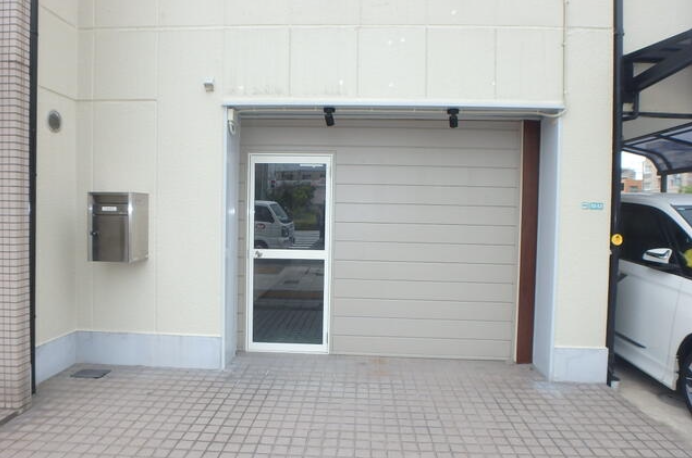 【兵庫県西宮市】阪急電鉄今津線 阪神国道駅から徒歩2分／飲食店可／ロードサイド／国道沿い／約8.28坪